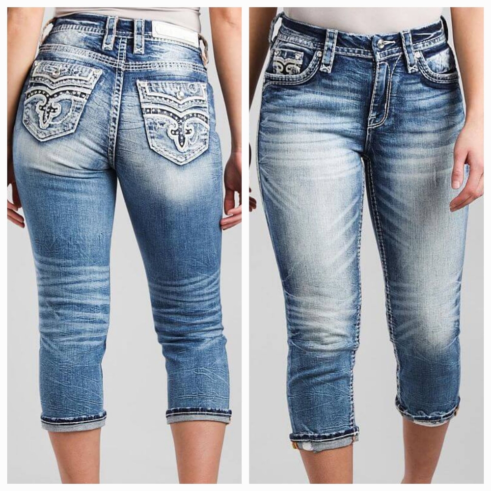 🤘ROCK REVIVAL🎸 ARONA EASY CROP CAPRI JEANS Size 28